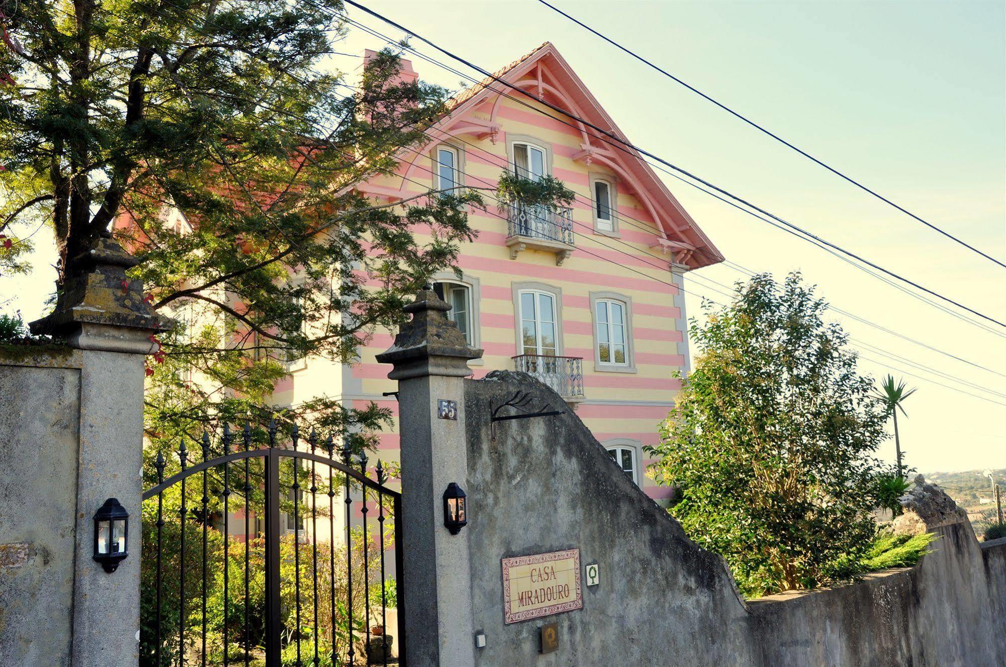 Отель Casa Miradouro Синтра Экстерьер фото